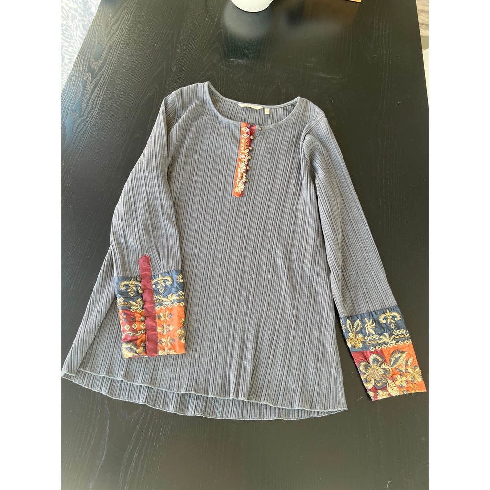 Soft Surroundings Gray Ribbed Tunic Top Embroidered Patchwork Cuffs Womens M